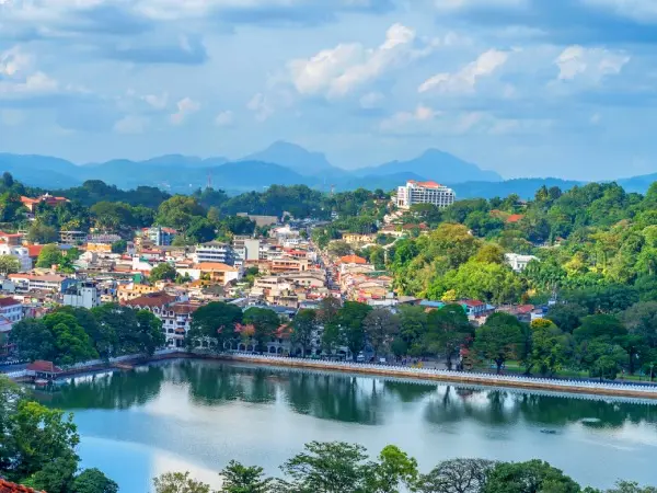 Kandy Lake