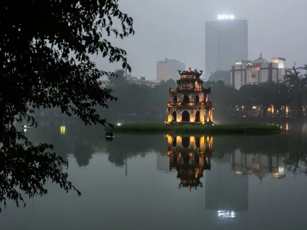 Hoan Kiem Lake