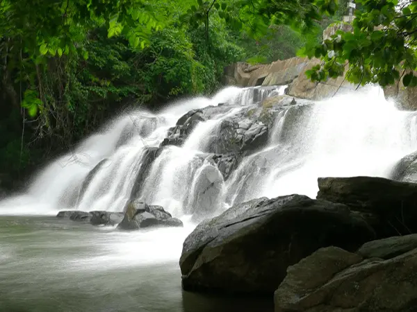 Aruvikkuzhi Waterfall