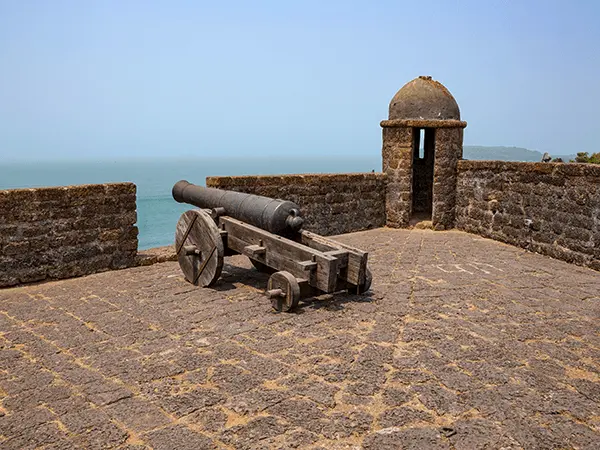 Cannon Bastions