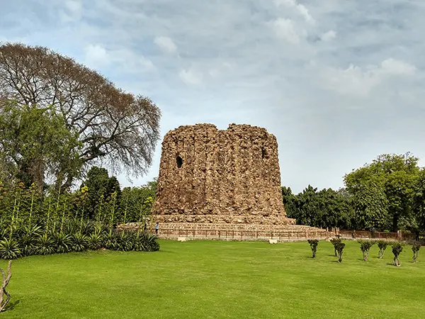 Alai Minar