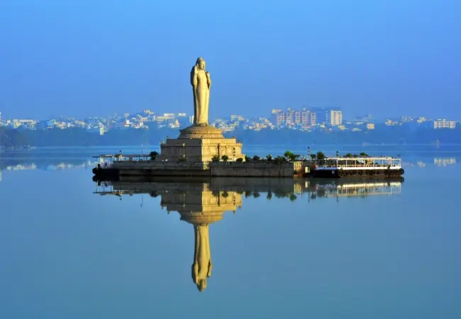 Hussain Sagar Lake