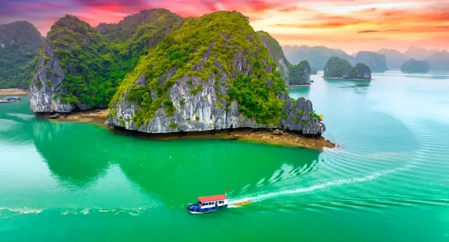 Ha Long Bay