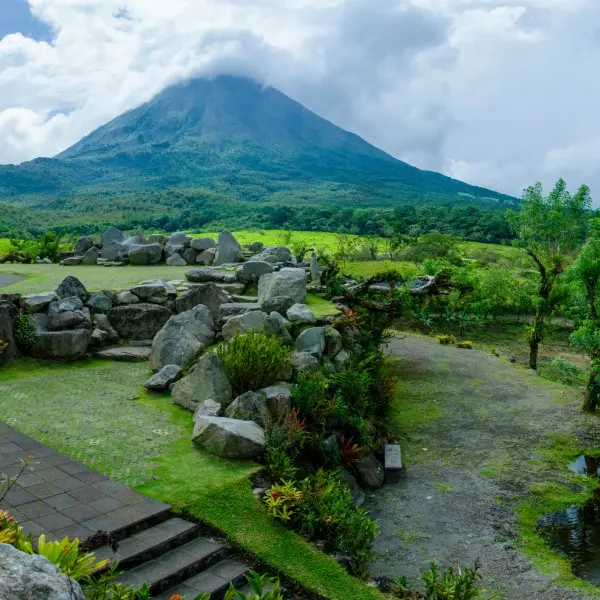 intersight Arenal Volcano National Park