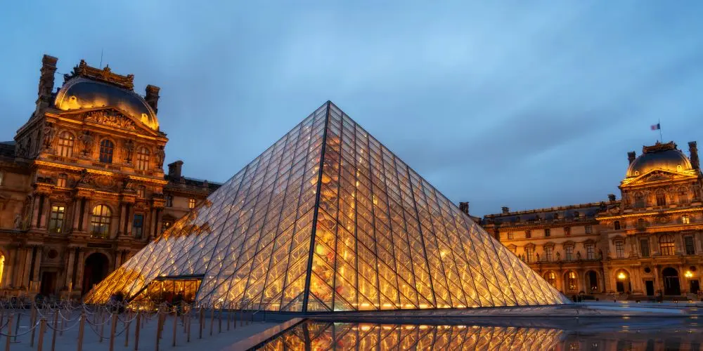 Paris City & Beyond Explorer