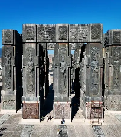 Georgian Mountain Majesty