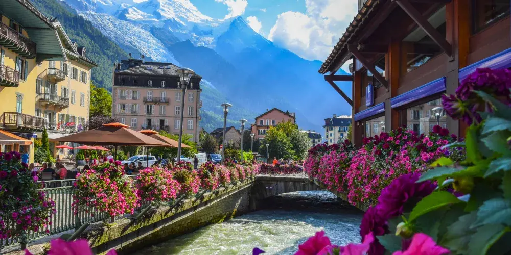 French Romance & Heritage