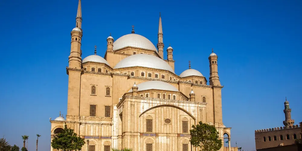 Ancient Wonders : Cairo & Jordan